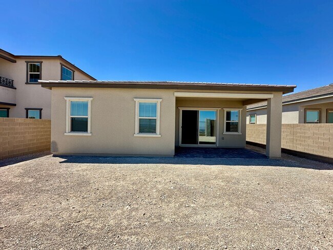 Building Photo - Summerlin Village