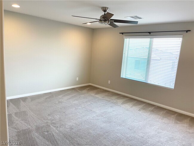 Building Photo - 9458 Isla Lee Ave