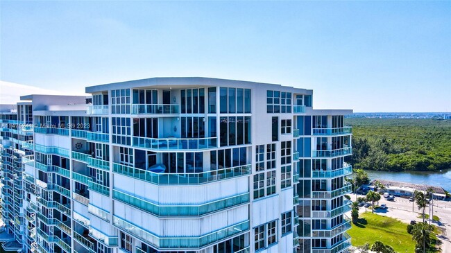 Building Photo - 6051 N Ocean Dr