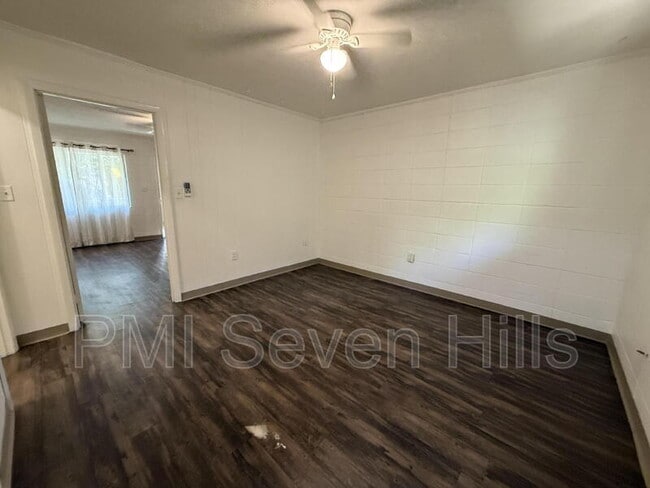 Building Photo - 1510 Milton St