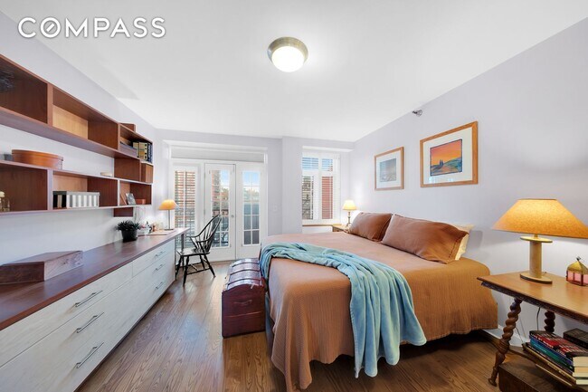 Building Photo - 316 2nd St