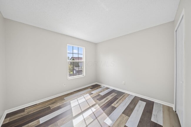 Building Photo - 3268 Stadler Dr