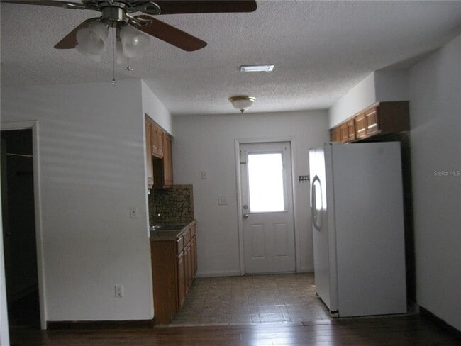 Building Photo - 620 31st Ave E