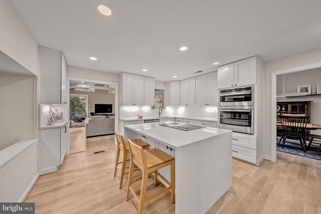 Building Photo - 6706 Pine Creek Ct