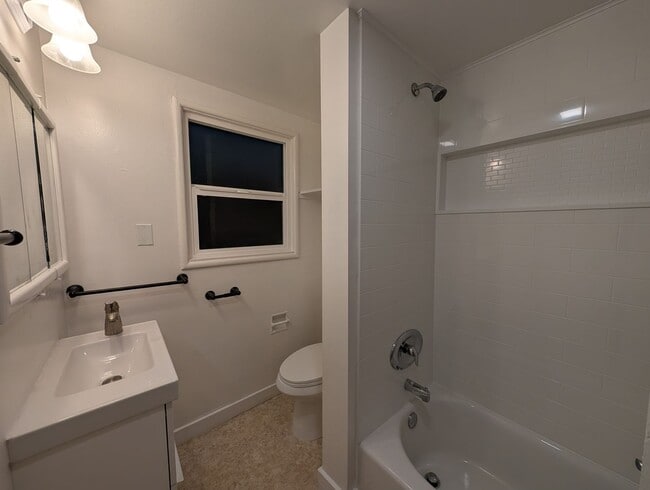 Building Photo - Newly Remodeled 2BR Home in Oakland’s Frick Neighborhood