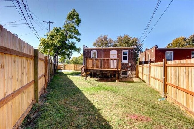 Building Photo - Fantastic 2bd/1ba home! Let yourself in!