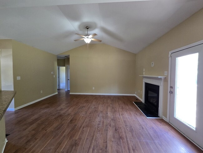 Building Photo - 1421 Tawny Vw Ln