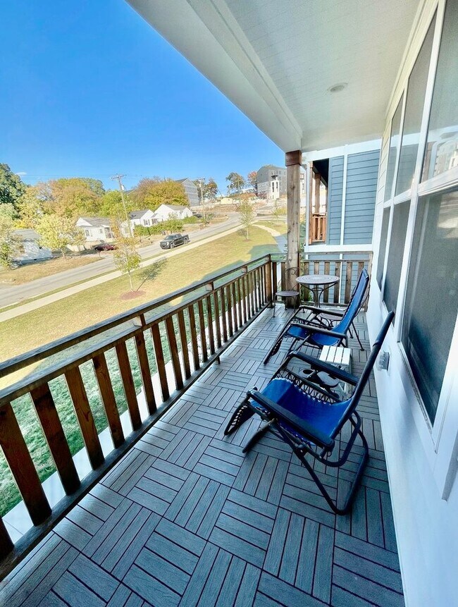 Building Photo - **HIGH-END EAST NASHVILLE HOME IN A 32-HOME BOUTIQUE COMMUNITY WITH GREEN SPACE**
