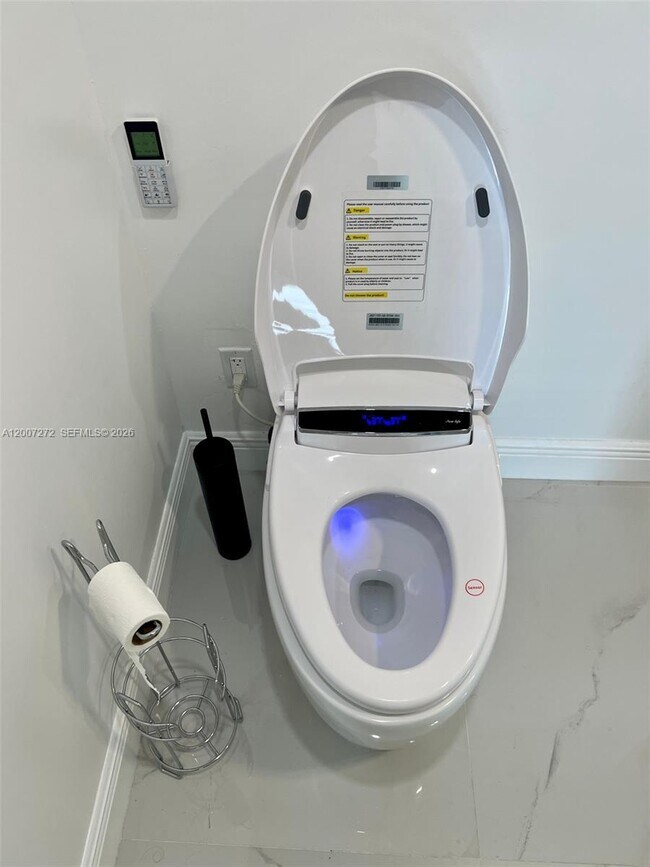 Building Photo - 155 Ocean Ln Dr