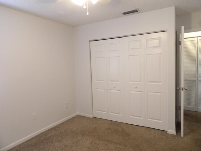 Building Photo - 4132 Palm Bay Cir