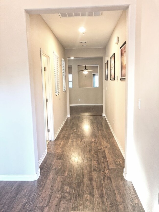 Building Photo - Rare Two Primary Home in Centennial Hills Community in Northwest