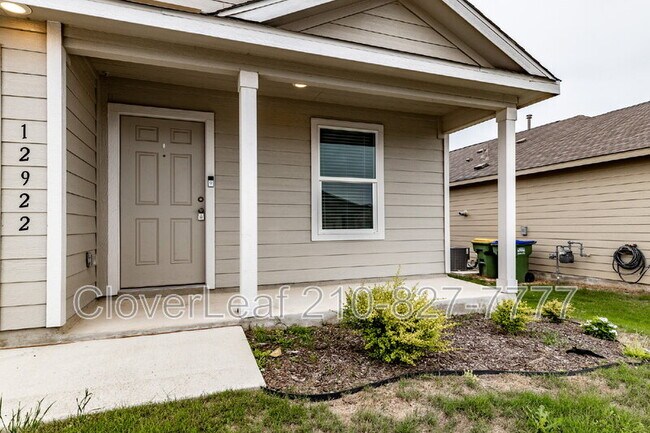 Building Photo - 12922 Sage Turn