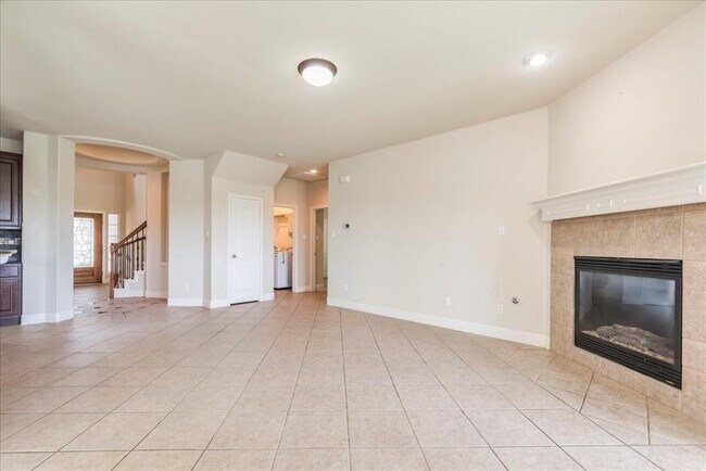 Building Photo - 3831 Aqua Ln