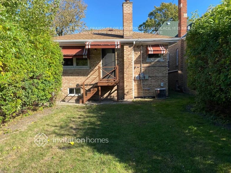 Building Photo - 3800 Euclid Ave