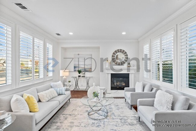 Building Photo - 28530 Gulfport Cir