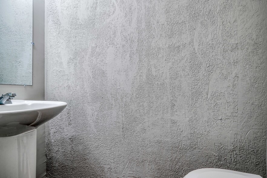 Building Photo - 6533 Woodgreen Cir