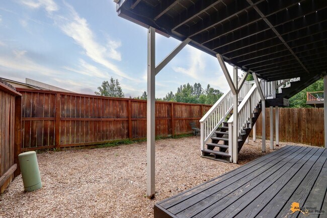 Building Photo - COMING SOON! Rare Find! East Anchorage Hom...