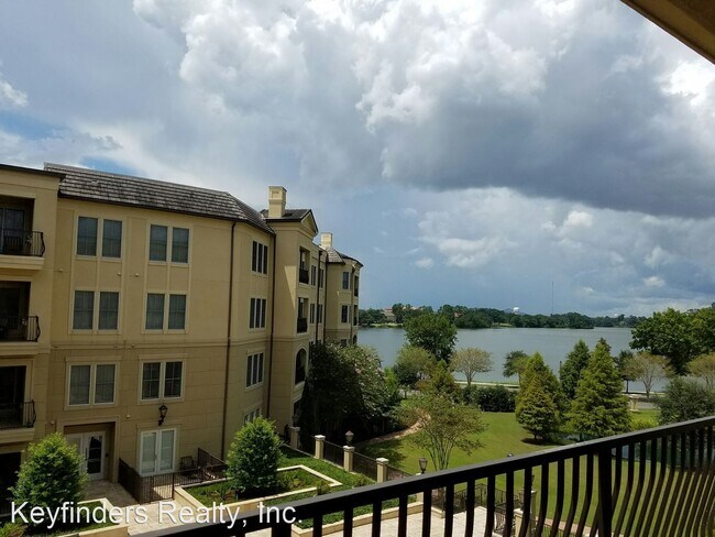 Building Photo - 2 br, 2 bath House - 990 STANFORD AVE. #408