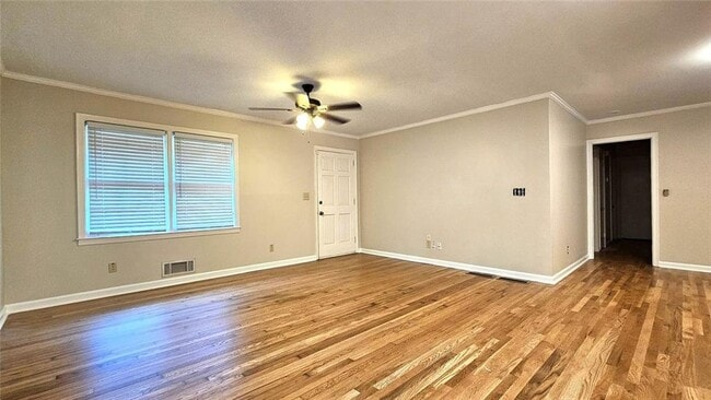 Building Photo - 1275 Pine Valley Ct