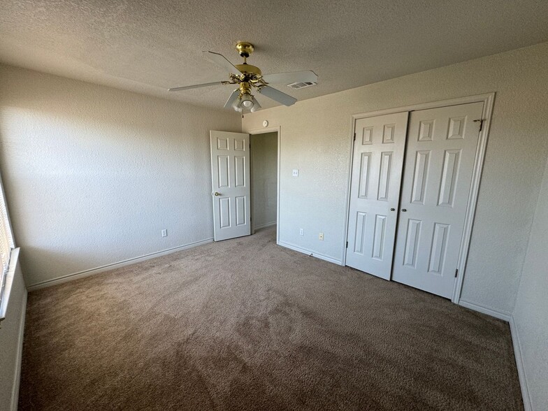 Building Photo - 2521 Schwald Rd