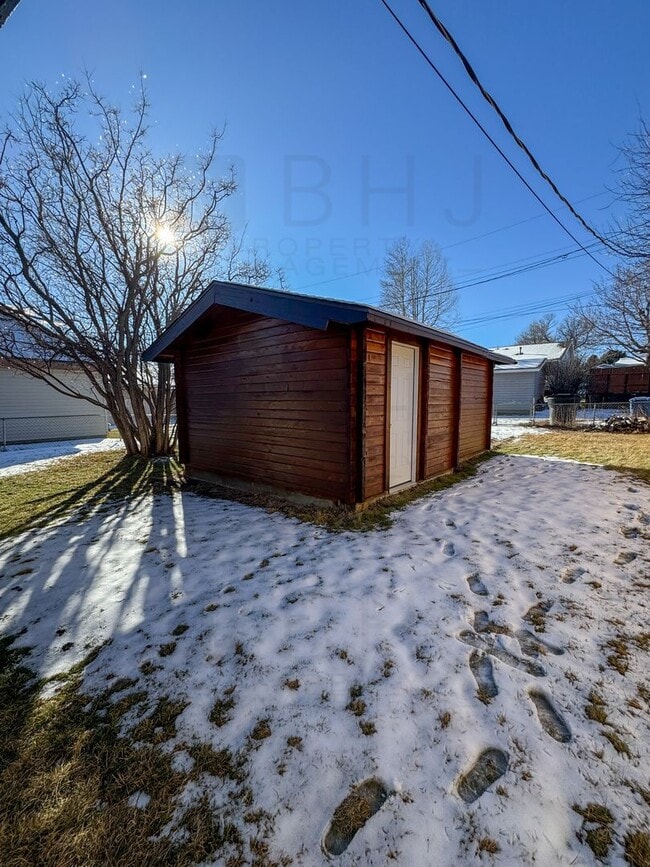 Building Photo - Cozy 2 bed/ 1 bath- Dog Friendly House