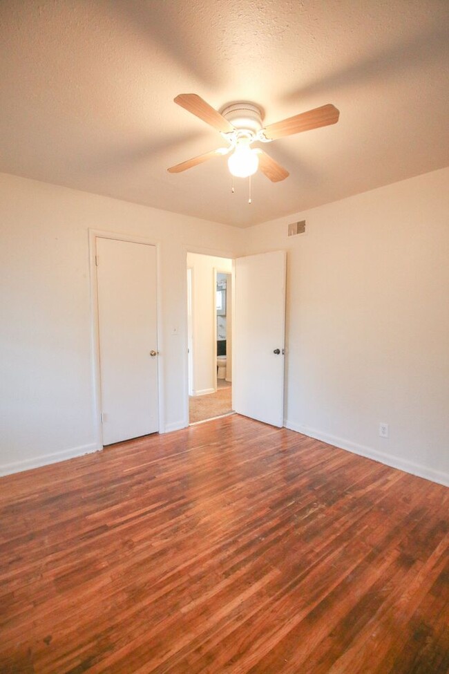 Building Photo - Section 8 Welcome! Amazing Remodeled 4 Bed...