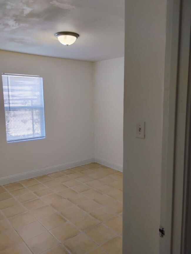 Building Photo - 3002 Market St