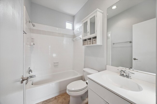 Building Photo - 4333 O'Reilly