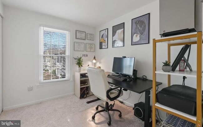 Building Photo - 7680 Wolford Way