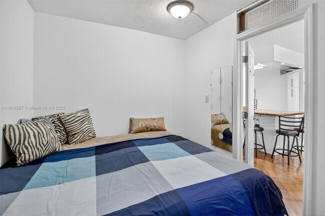 Building Photo - 2750 NE 183rd St