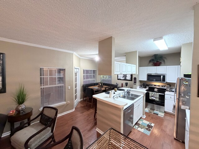 Building Photo - 1025 Arbor Lakes Cir