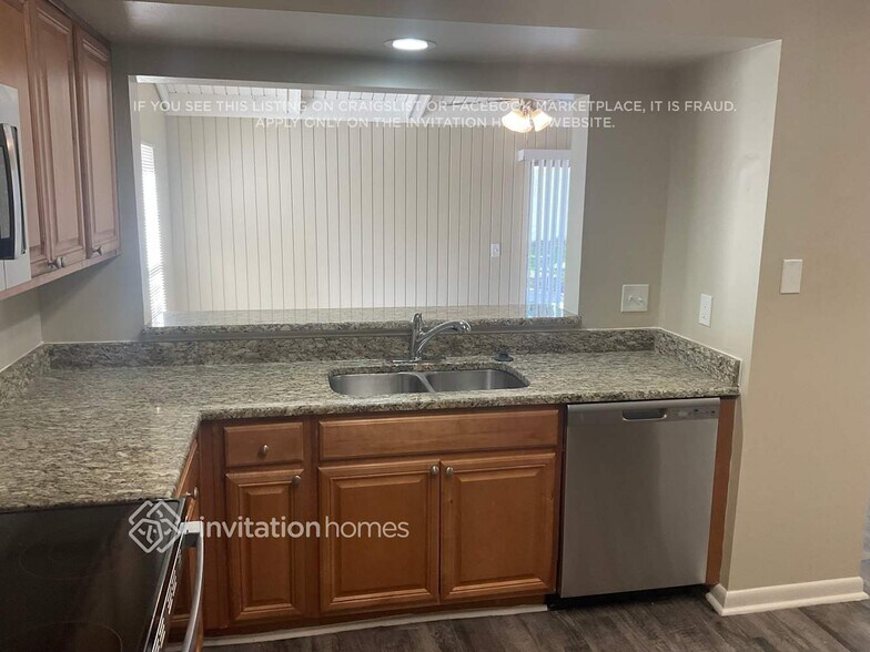 Building Photo - 7009 Summerbridge Dr