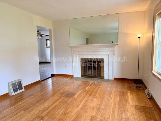 Building Photo - 400 Patterson Rd