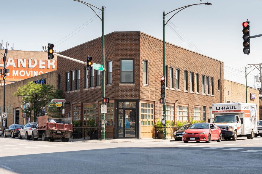 Building Photo - 2450 N Milwaukee Ave