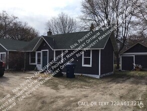 Building Photo - 232 E Fir Ave