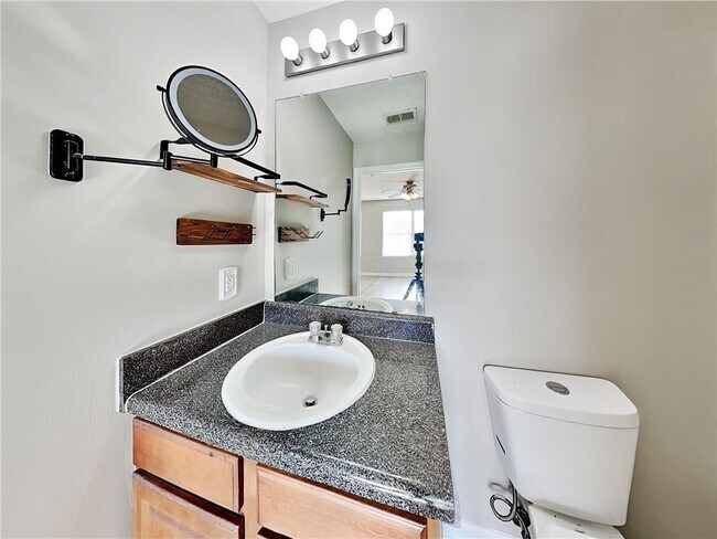 Building Photo - 4101 Fairington Club Dr