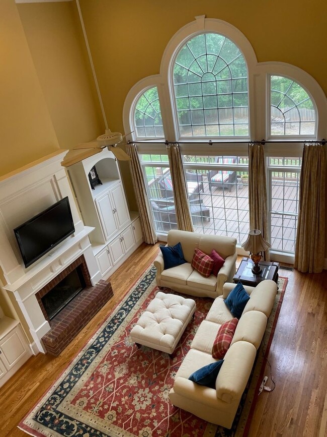 Building Photo - Beautiful Oconee County Home in Old Waverly
