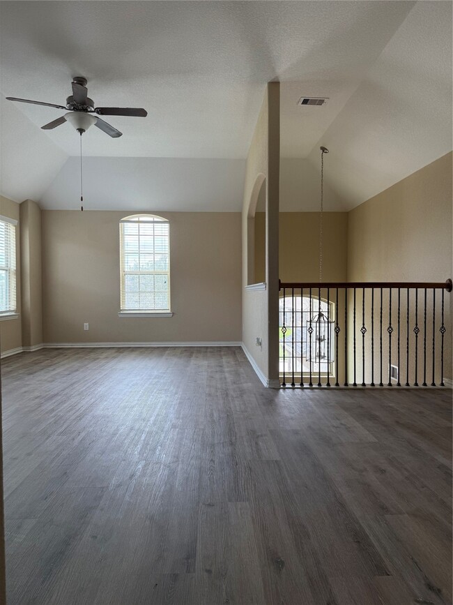 Building Photo - 11210 Royal Rock Ct