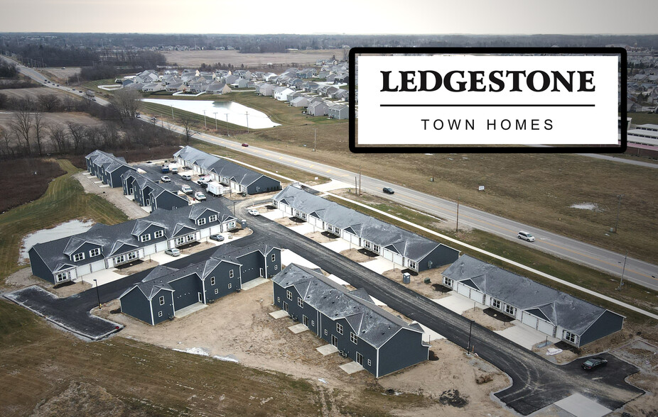 Primary Photo - Ledgestone Townhomes