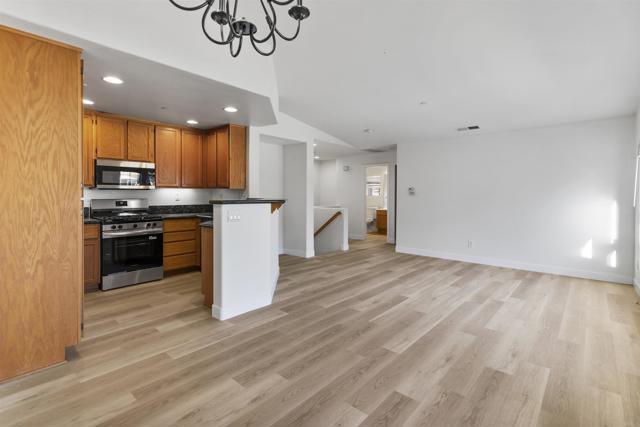 Building Photo - 295 Churchill Ln