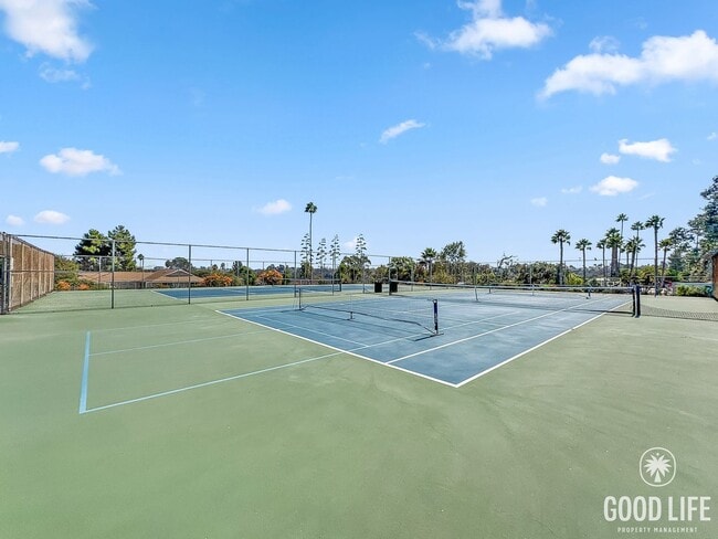 Building Photo - Beautiful 2B/1.5BA Condo For Rent In University City!