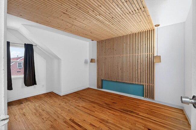 Building Photo - 16 Crossgate Rd