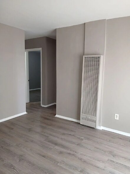 Building Photo - 1265 James St