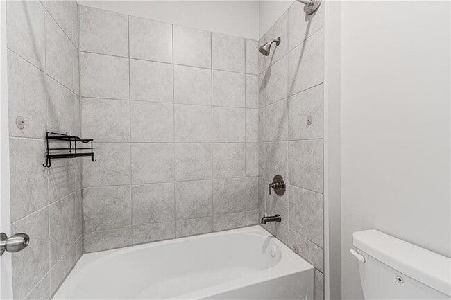 Building Photo - 3634 Via Nuova Ln