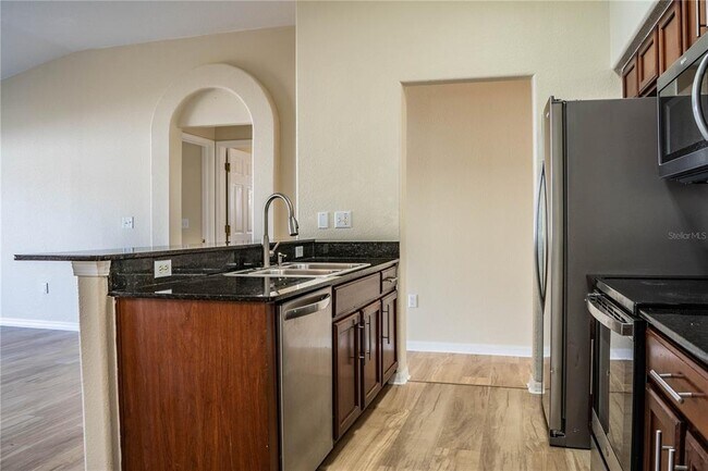 Building Photo - 3998 Rollingsford Cir