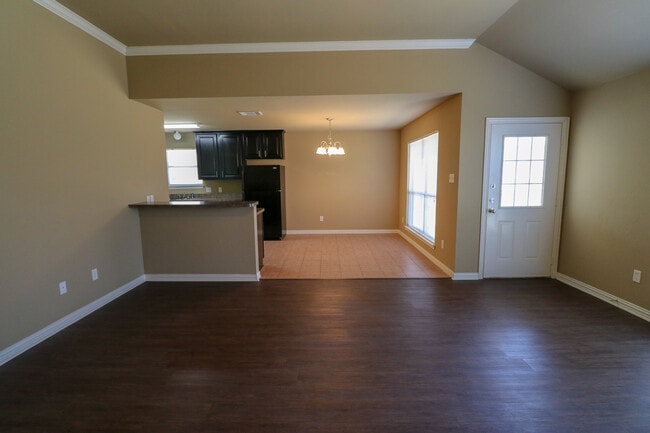 Building Photo - 3009 Breton St