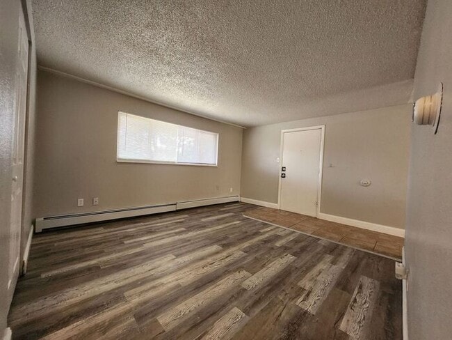 Building Photo - 2-Bed, 1-Bath Home for Lease!