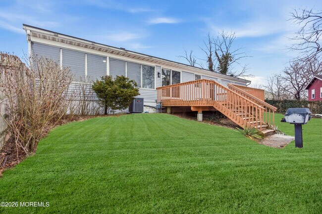 Building Photo - 1041 Mulberry Pl
