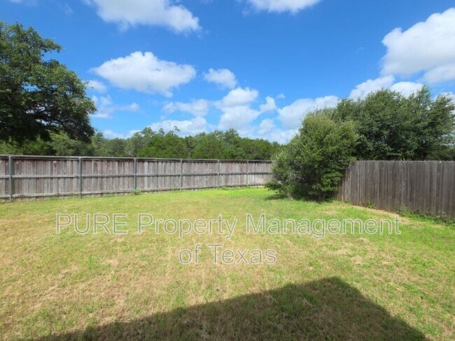 Building Photo - 417 Cinnamon Teal Ln