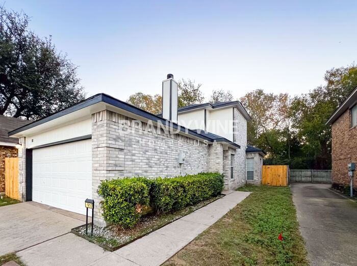 Primary Photo - 910 Gable Ave